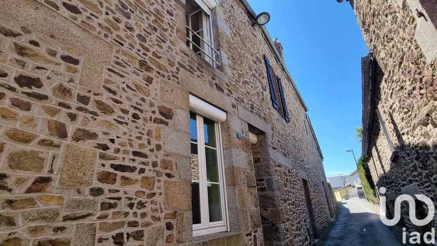 Maison 3 pièces de 57 m² à Fougères (35300)