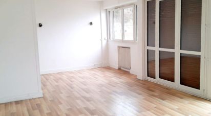 Appartement 3 pièces de 71 m² à Gentilly (94250)