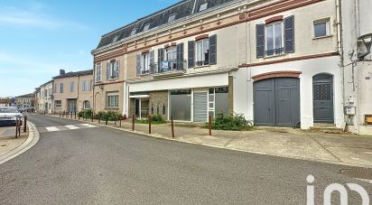 Maison 9 pièces de 220 m² à Villeneuve-de-Marsan (40190)