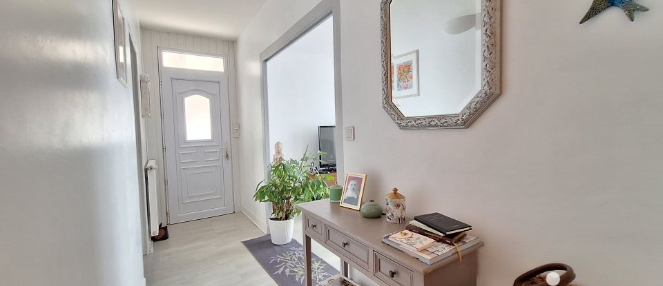 Maison 4 pièces de 107 m² à Villedoux (17230)