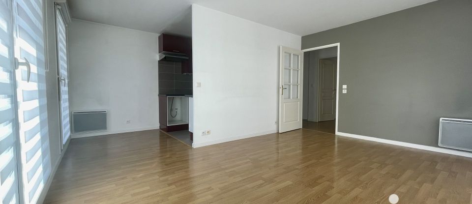 Apartment 3 rooms of 63 m² in Ermont (95120)