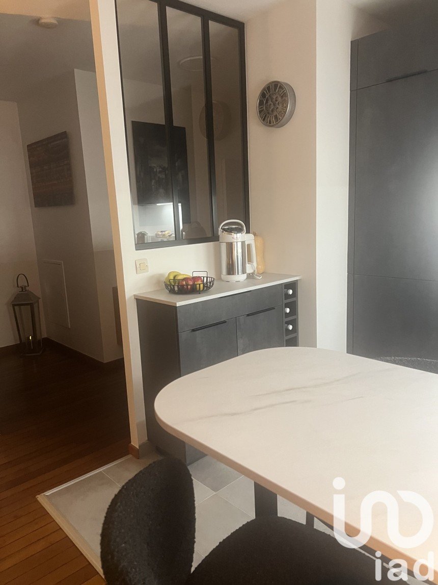 Appartement 2 pièces de 46 m² à Asnières-sur-Seine (92600)