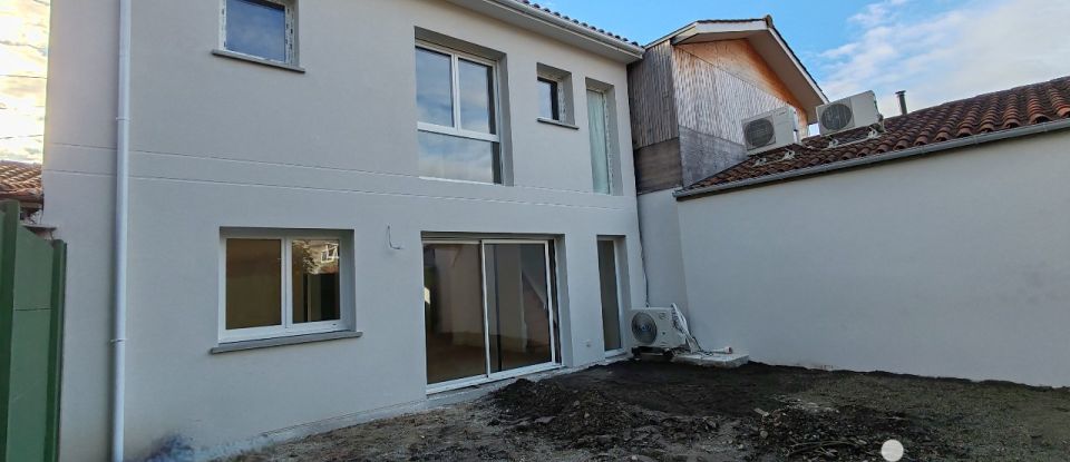 House 5 rooms of 148 m² in Bègles (33130)