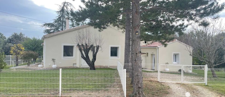 House 7 rooms of 160 m² in Bédoin (84410)