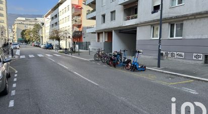 Parking/garage/box de 41 m² à Grenoble (38000)