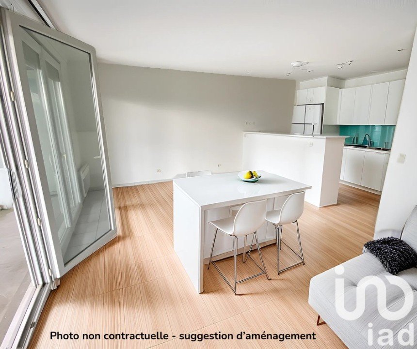 Appartement 2 pièces de 46 m² à Bordeaux (33800)