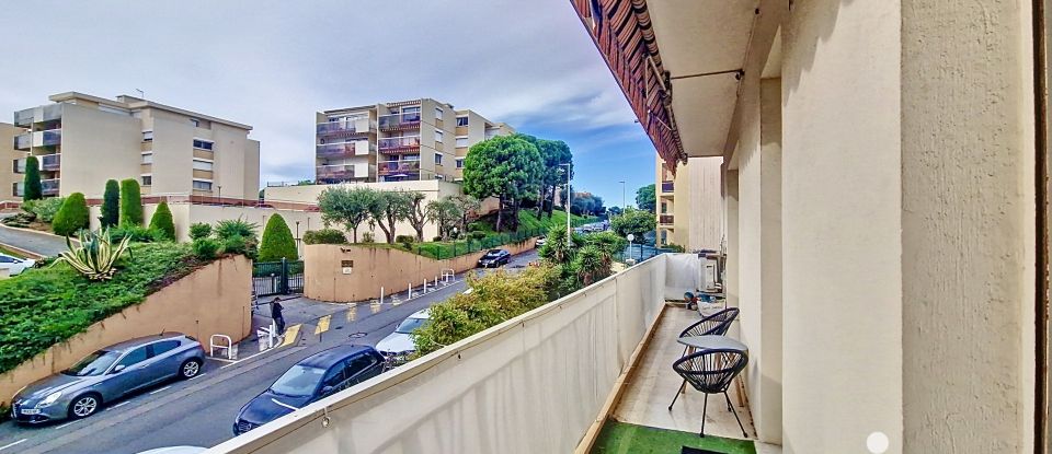 Appartement 3 pièces de 62 m² à Nice (06200)