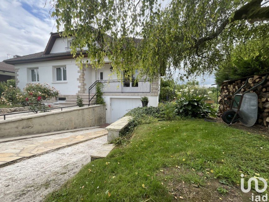 House 6 rooms of 130 m² in Loivre (51220)