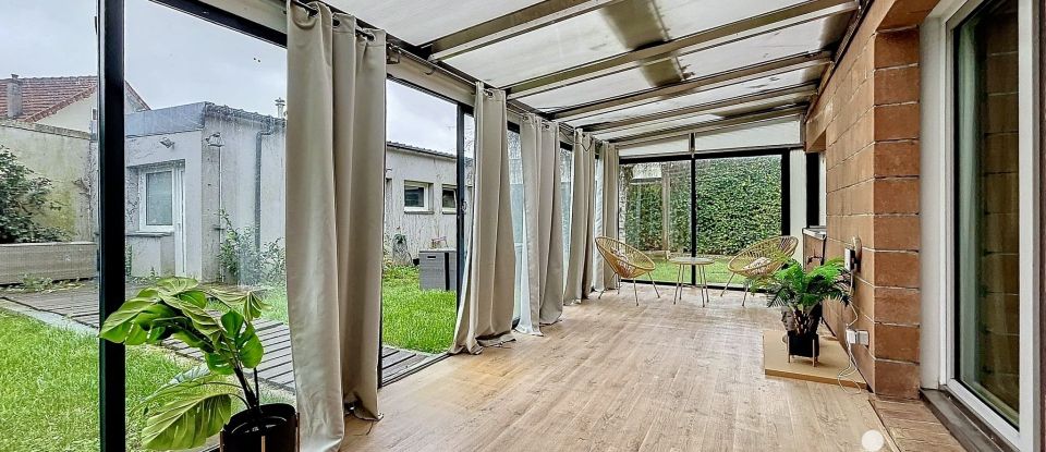 Maison d’architecte 9 pièces de 290 m² à Gretz-Armainvilliers (77220)