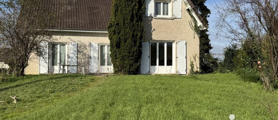 Maison 6 pièces de 142 m² à Yzeure (03400)