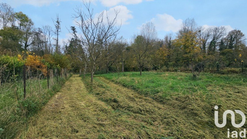 Terrain de 997 m² à Vadenay (51400)