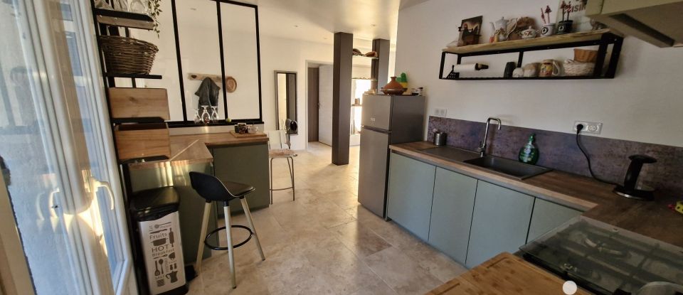 Maison 9 pièces de 155 m² à Saint-Aubin-de-Cadelech (24500)