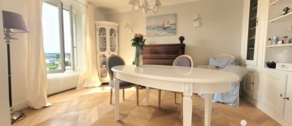 Apartment 5 rooms of 108 m² in Versailles (78000)