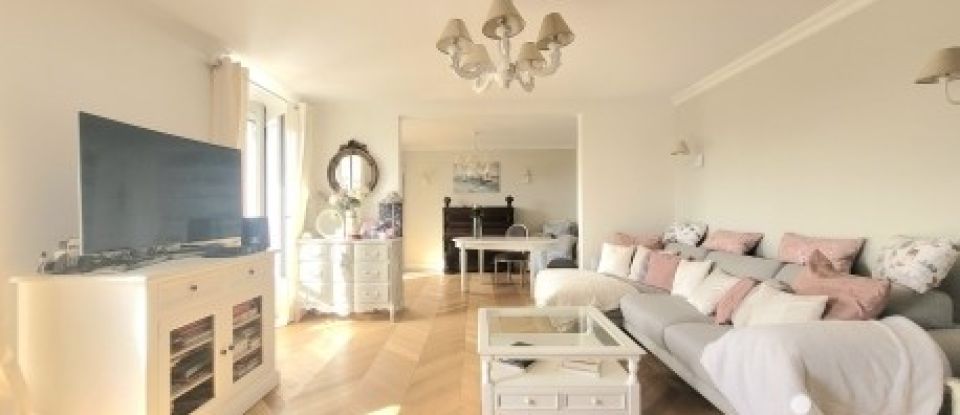 Apartment 5 rooms of 108 m² in Versailles (78000)