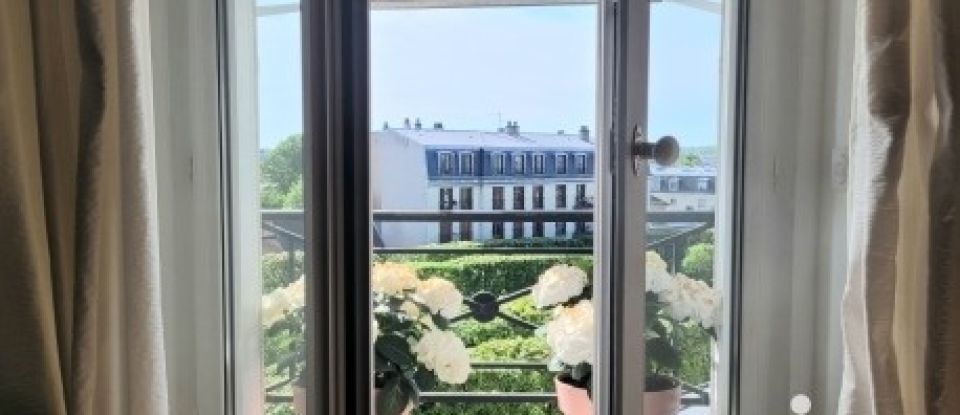 Apartment 5 rooms of 108 m² in Versailles (78000)