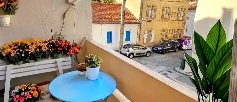 Appartement 4 pièces de 87 m² à Toulon (83000)