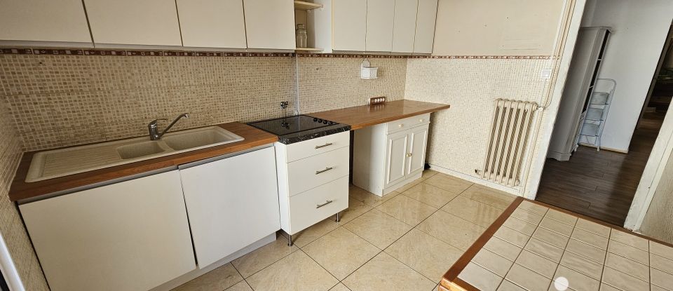 Appartement 4 pièces de 87 m² à Toulon (83000)