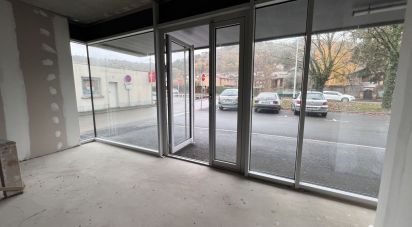 Local d'activités de 171 m² à Cahors (46000)