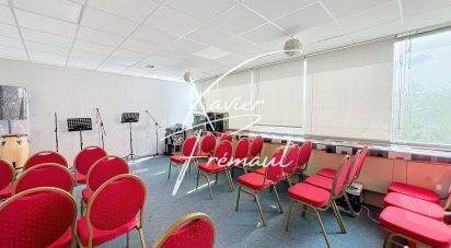 Local d'activités de 424 m² à Cergy (95000)