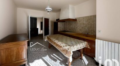 Maison 7 pièces de 193 m² à Laudun-l'Ardoise (30290)