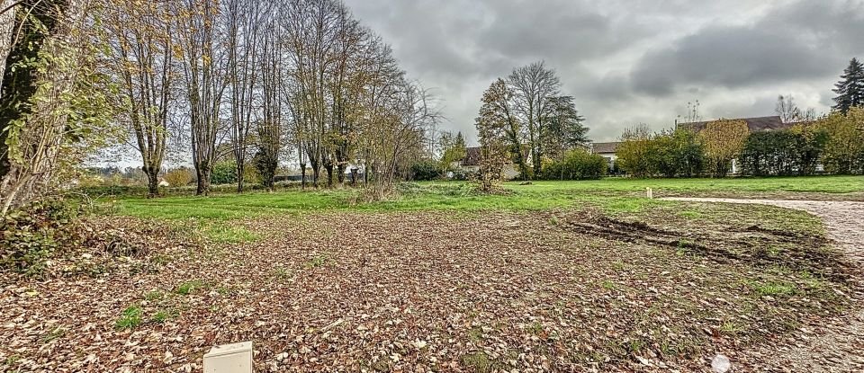 Terrain de 728 m² à Montferrand-le-Château (25320)