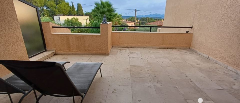 Appartement 2 pièces de 4 717 m² à Bandol (83150)