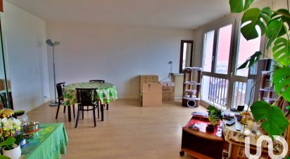 Appartement 4 pièces de 71 m² à Saint-Germain-en-Laye (78100)