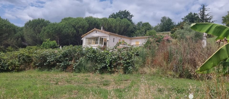 Maison traditionnelle 4 pièces de 140 m² à Bazens (47130)