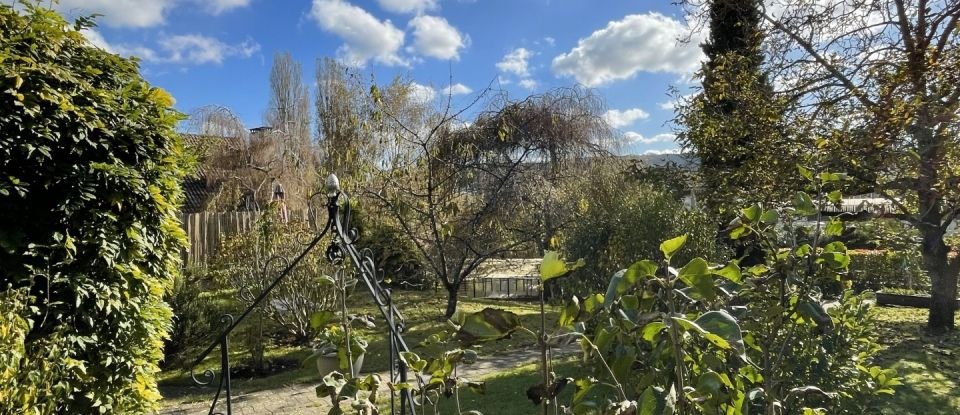 Maison traditionnelle 9 pièces de 250 m² à Bures-sur-Yvette (91440)