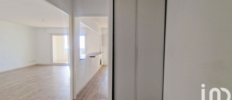 Appartement 3 pièces de 75 m² à Saint-Laurent-du-Var (06700)