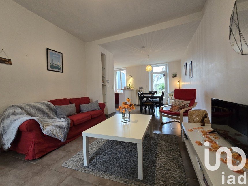 Maison 5 pièces de 119 m² à Guingamp (22200)