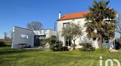 Maison 6 pièces de 131 m² à La Roche-sur-Yon (85000)