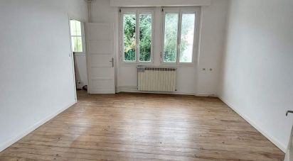 Maison 5 pièces de 95 m² à Séméac (65600)