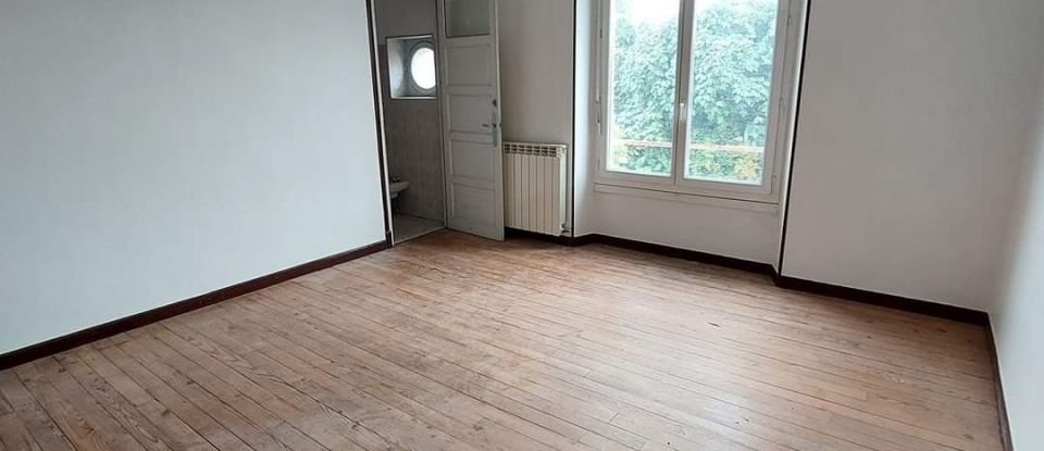 Maison 5 pièces de 95 m² à Séméac (65600)