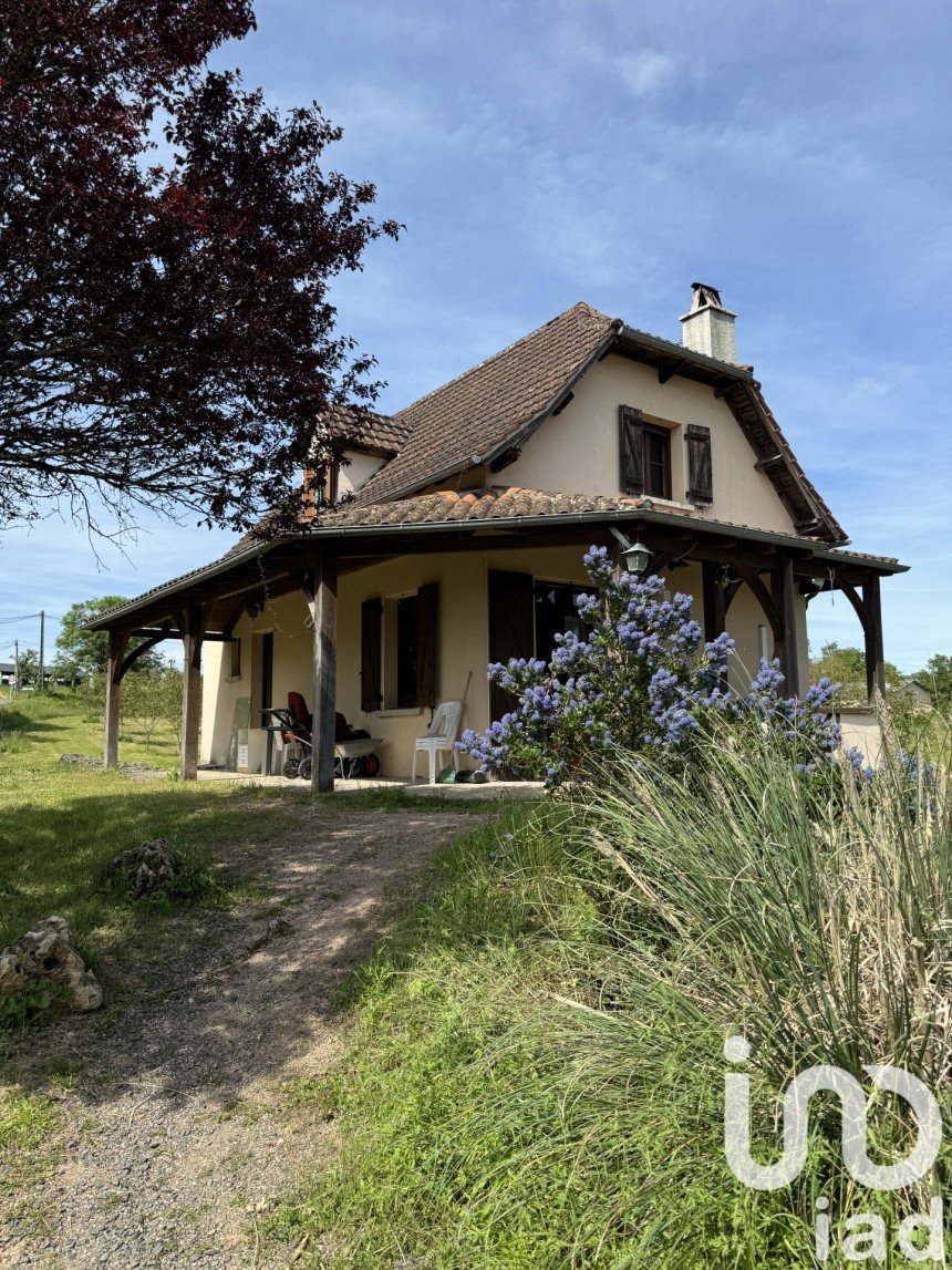 Traditional house 4 rooms of 77 m² in Issepts (46320)