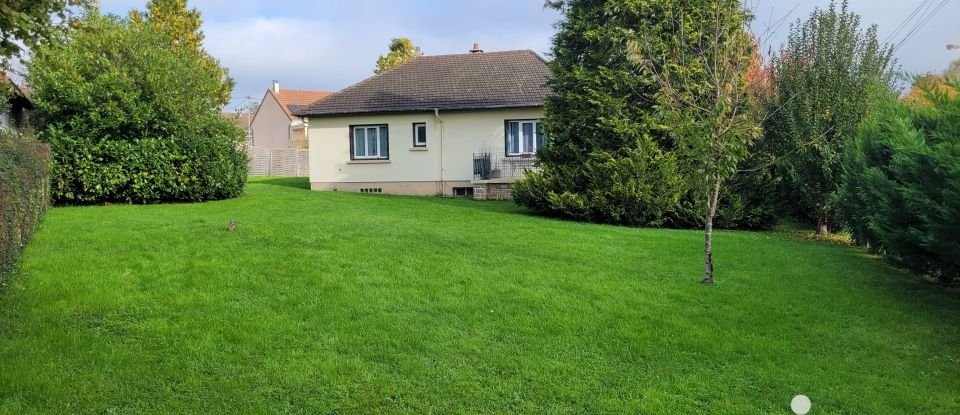 Maison 4 pièces de 103 m² à Saint-Vallier (71230)