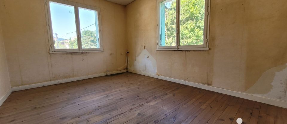 Appartement 5 pièces de 103 m² à Le Cheylard (07160)