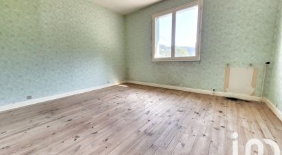 Appartement 5 pièces de 103 m² à Le Cheylard (07160)