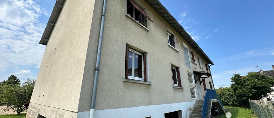 Building in Vierzon (18100) of 310 m²