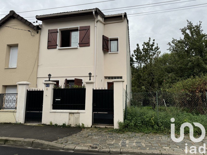 Maison 4 pièces de 115 m² à Le Bourget (93350)