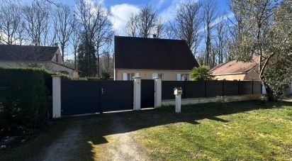 House 6 rooms of 157 m² in Bazoches-sur-le-Betz (45210)