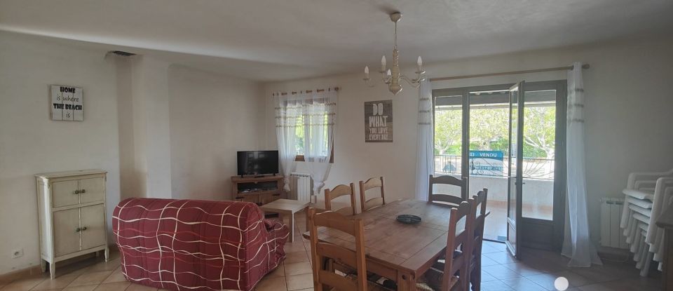 Appartement 4 pièces de 81 m² à Les Salles-sur-Verdon (83630)