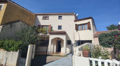 Maison 10 pièces de 188 m² à Les Salles-sur-Verdon (83630)