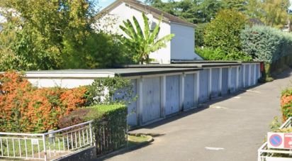 Parking/garage/box de 15 m² à Châtenay-Malabry (92290)