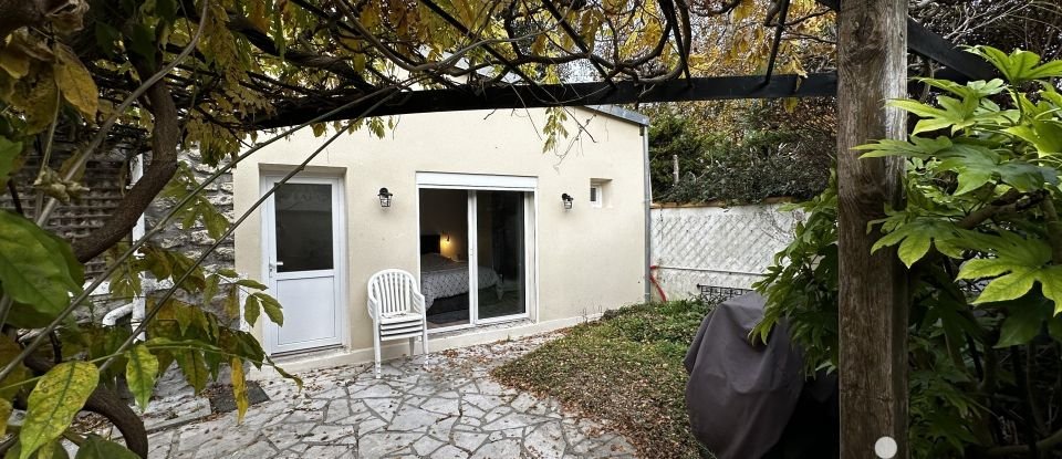 Maison 7 pièces de 107 m² à LA VARENNE-SAINT-HILAIRE (94210)