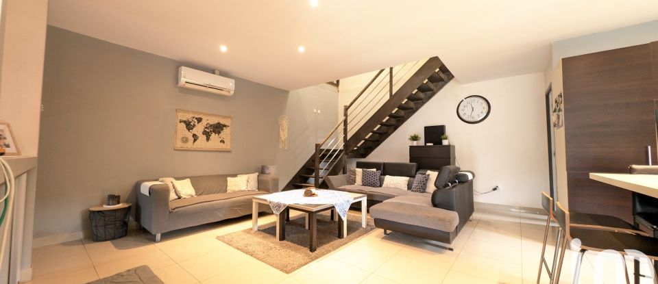 Maison 6 pièces de 166 m² à Saint-Paterne-Racan (37370)