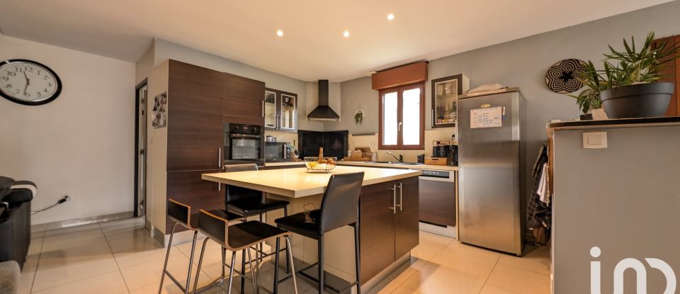 Maison 6 pièces de 166 m² à Saint-Paterne-Racan (37370)