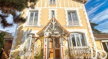 House 6 rooms of 117 m² in Herblay-sur-Seine (95220)