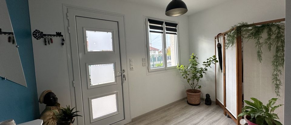 Maison 3 pièces de 88 m² à Saint-Clément (89100)