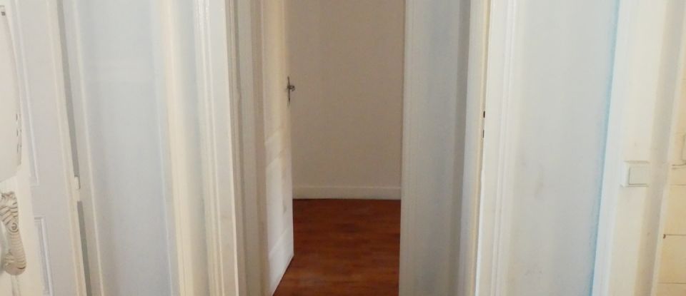 Appartement 3 pièces de 47 m² à Paris (75018)